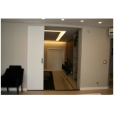 comprar porta de madeira para sala de correr Brooklin